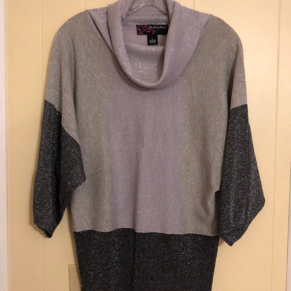 3 tone silver threaded with 3/4 dolman sleeves